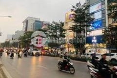 Hoa hậu mặt phố giảng võ ba đình 54m2x5t lô góc, kinh doanh vô địch.