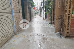 Bán nhà lạc long quân. gần phố. 10m ô tô quay đầu. dt 38m. 5 tầng. mt 3,5m. 4,85 tỷ