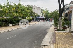 Lô đất dự án spring town đối diện chung cư 9 view, diện tích 100m vị trí đẹp khu vip