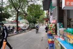 Mặt hồ hoàng cầu 50m2mt 4.8m vỉa hè, oto tránh 11.4 tỷ