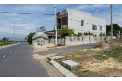 Bán đất hẻm 58 đường nguyễn gia thiều,hướng đông nam.