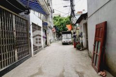 Cần bán gấp căn nhà định công hạ.