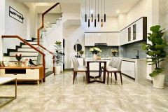 Chính chủ cần bán nhà đẹp ngõ 165 cầu giấy 46m2,6t,mt3.6,giá 5.38 tỷ lh hải cg 0966866250