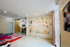 Bán nhà hoàng cầu đống đa, nhà đẹp ở luôn 65m2, 7.2 tỷ, 5 tầng.