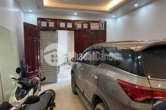 Hiếm nhà đẹp ở ngay khương trung ô tô đỗ cửa, bãi gửi ô tô ngay đầu ngõ, gần hồ an sinh đỉnh