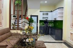 Hơn 5 tỷ, nhà mặt ngõ kinh doanh 45m2 x 5 tầng, ngõ ô tô, cách phố 100m tại hoàng hoa thám