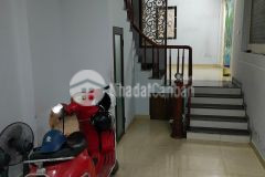 Bán nhà mễ trì thượng oto đỗ cổng ngõ thông 6 ngủ ở luôn bãi gửi oto 100m giá 4.65 tỷ