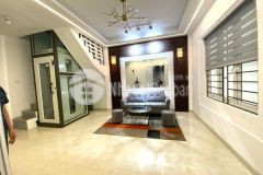 Tuyệt phẩm lô góc thông ô tô ngủ trong nhà vị trí ko thể chê được.