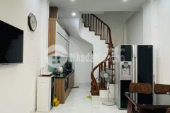 Bân nhà hoàng hoa thám 20m ra phố dt 31m2 giá 4,6 tỷ