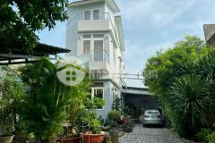 Bán biệt thự vườn 1 trệt 2 lầu linh đông, dt 192m2, giá 10.5 tỷ