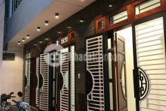 Bán nhà phố trạm long biên đã hoàn thiện, giá chỉ 2,8 tỷ.