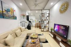 Nhà đẹp khương trung ô tô, kinh doanh, mặt tiền lớn, 62m, 4.85 tỷ