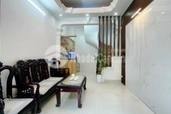 Bán nhà phố chợ khâm thiên 2 thoáng kinh doanh.