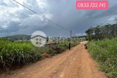 Chính chủ bán lô đất 547m2. sẵn 75m2 thổ cư view tượng phật mẹ quan âm.