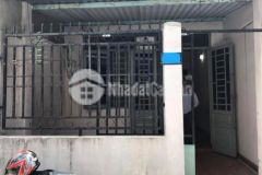 Bán gấp nhà lạc long quân, ô tô, sát phố, kinh doanh, 50m, mặt tiền 5m, giá chỉ 5.6 tỷ.