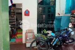 Bán đất tặng nhà cấp 4 tại tư đình long biên, 5m ra ô tô 7 chỗ thông.