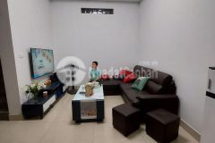 Bán gấp nhà lạc long quân, 2 thoáng, thông, ô tô, sát hồ, 40mx3t, giá chào 5.2 tỷ.