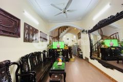 Gia đình cần tài chính bán nhà ngõ 342 khương đình, quận thanh, mặt tiền gần 4m, giá 6.750 tỷ.