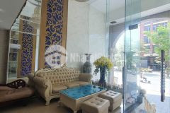 Cần bán khách sạn 9 tầng hướng biển quận sơn trà, 100m sổ hoa hậu, 0708751152.