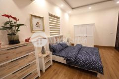 Nhà bán quận 11, hẻm xe hơi, 57m2, giá rẻ, sổ vuông vức