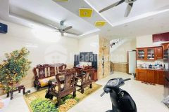 Nhà đẹp dân xây 6 tầng thang máy 30m ô tô tránh. 50m 6 tầng mt 5.8 giá 6.5tỷ