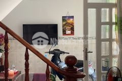 Nhà 1 trệt 1 lầu hẻm 70 đường 339, phước long b, quận 9, dt 32m2, 2.4 tỷ.