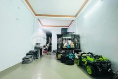 Nhà sát mặt tiền ao đôi,bt, shr, 65m2, hẻm nhựa 7m, 3.9 tỉ tl