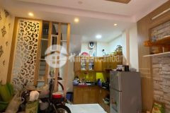 Cần bán nhà đ. trương định, hàng xóm kdt nam đô, ngõ thông, 2 thoáng giá nhỉnh 3 tỷ.