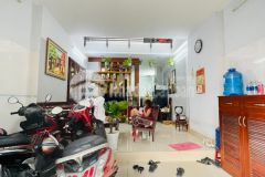 Chủ kinh doanh quán ăn cần bán ngay căn nhà 3 tầng nguyễn văn khối gò vấp 4 x 11m nhỉnh 5