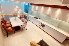 Bán nhà hxh tô hiến thành quận 10, mặt tiền 4.5m, dt khủng