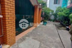 Bán nhà tân phú xe hơi ngủ trong nhà,3 tầng,4x8.6,giá 4,5 tỷ.