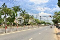 Diện tích khủng 444,4m2 mặt tiền nhựa 16m sát chợ cần đước long an giá bao rẻ nhất khu vực.
