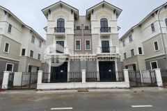 Bán biệt thự song lập vsip bn, có sổ hồng