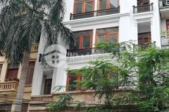 Cho thuê nhà mặt phố trích sài view hồ tây thông sàn 30m2x5 tầng 25tr