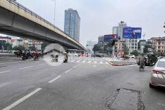 Bán gấp mặt phố nguyễn chí thanh, mt siêu đẹp 9,6m vị trí ngã tư kinh doanh đỉnh