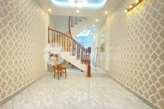 Nhà đẹp trung tâm ngã tư sở 5 tầng 40m2 nhỉnh 4 tỷ.