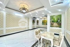 Chuyển công tác bán nhà ngọc lâm, ngõ 3 gác, 30m ra phố, giá siêu rẻ, 110m2, 6,5 tỷ.