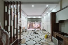 Rực cháy bung nóc nhà trên phố trần thái tông quần thể phân lô tuyệt hảo