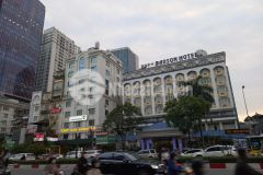 Bán nhà mặt phố nguyễn chí thanh, vị trí đắc địa, vỉa hè 5m, kinh doanh đỉnh, 38m2, 4 tầng, mt 5.3m