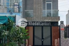 Cần bán căn nhà 5x1680m2 1 trệt 2 lầu trên đường lê văn lương nối dài