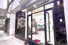 B.á.n nhà ngã tư sở phía đường láng 40m2 5 tầng chỉ 4.xx tỷ.