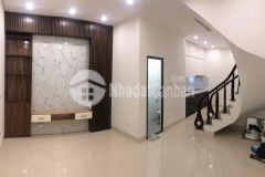 Cần bán nhà đ. giải phóng, cách phố 40m, ô tô đỗ cổng, full nội thất, giá hơn 3 tỷ.