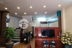 Bán nhà 68.5m2, mt 4.2m, tây hồ, gần phố.