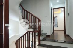 Bán gấp nhà mới xây xuân thủy, cầu giấy lô góc 5 tầng x 40m2 nội thất xịn sò nhỉnh 4 tỷ