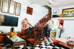 Bán nhà lô gócoto 7 chỗkdgiá 4,5 tỷ lê văn hiến