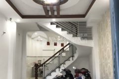 Bán gấp nhà 50m2, nguyễn chí thanh, 4 tầng, 3tỷ5 09353006396