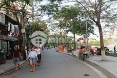 Cần bán gấp siêu phẩm mặt phố trích sài 60m 28tỷ view hồ tây kinh doanh