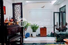 Bán nhà thạch bàn, dân xây,mới kính koong, 20m ra đường cổ linh 35m2, 4 tầng, 2.75 tỷ