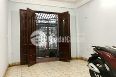 Mặt ngõ ô tô, kinh doanh sầm uất phố đường láng, đống đa. 0911554873.