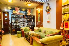 Bán nhà cầu giấy, 61m2, 5 tầng, mt 4.3m, giá 11.2 tỷ ô tô vào nhà.0986519695.